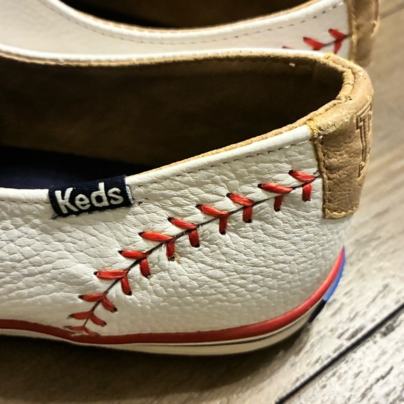 Keds Champion Pennant Leather Lace Up Sneakers Tennis Shoes 8 Like New - Picture 9 of 13